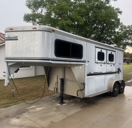 1998 Sundowner Horse Trailer for Sale in Dallas, Texas